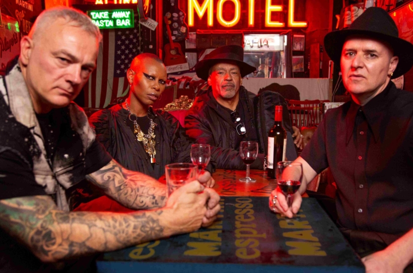 Skunk_Anansie_animal_credit_Rob O'Connor
