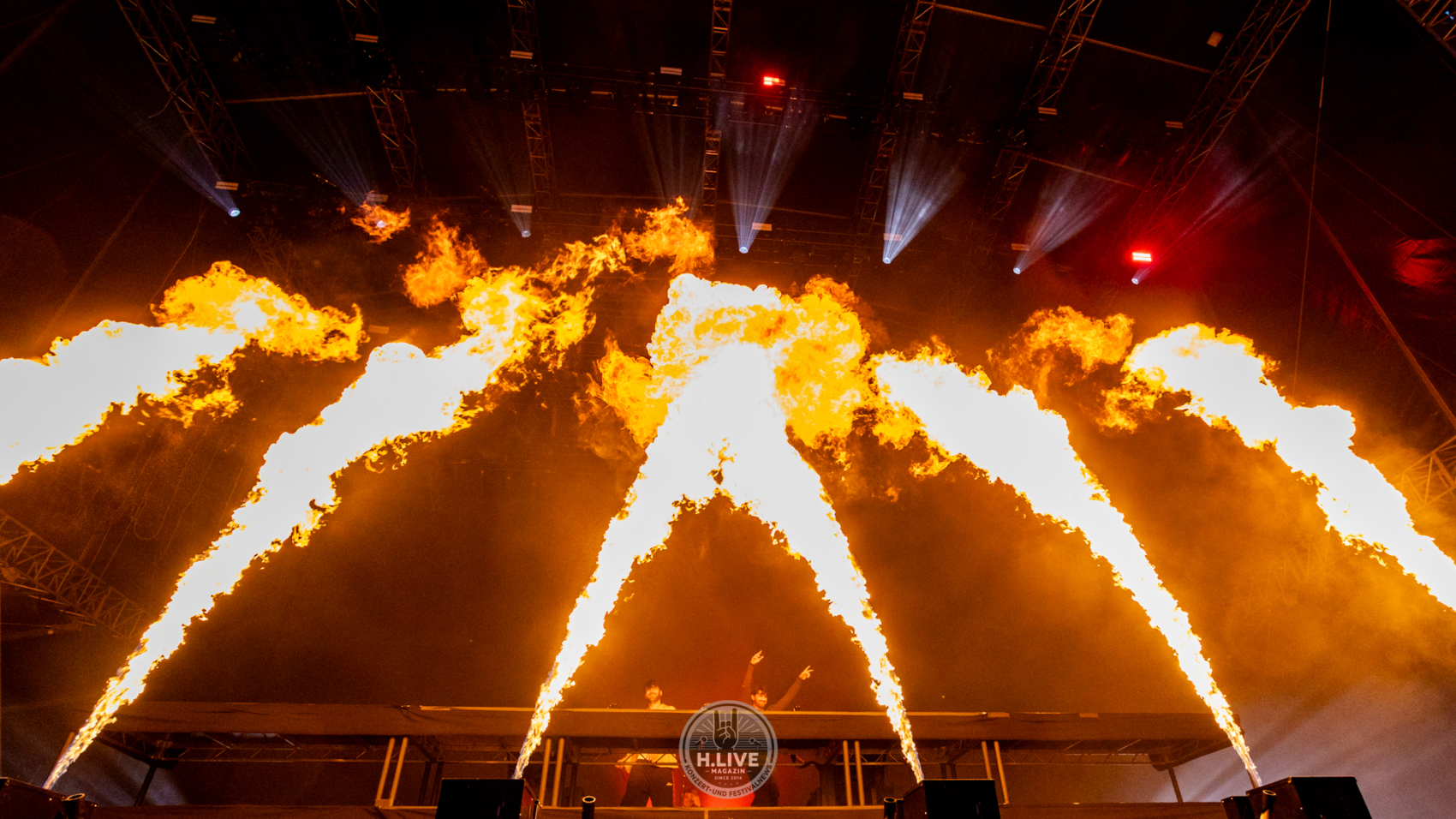 20250607_The-Chainsmokers_H-12
